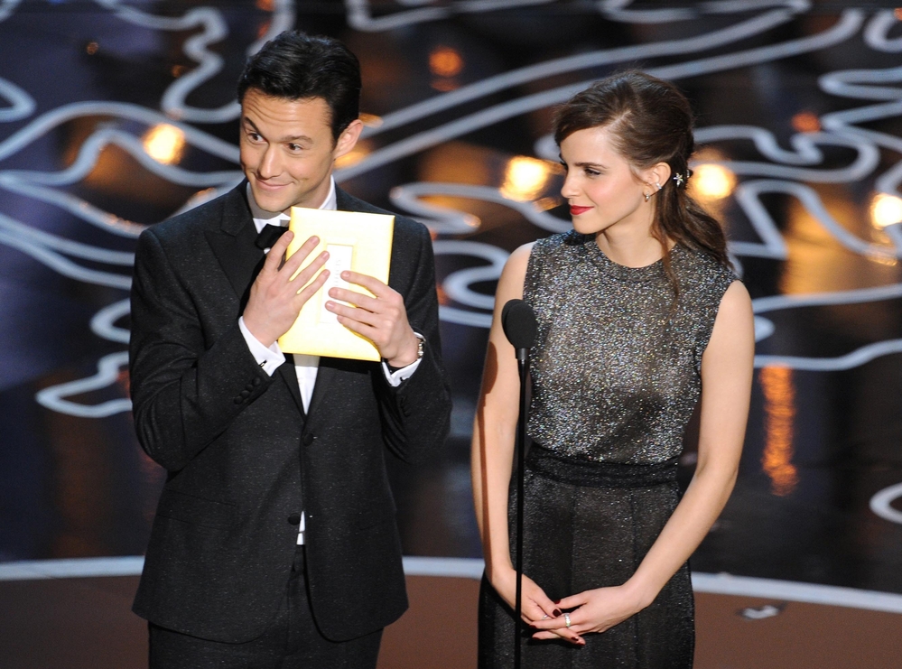 Emma-2014-march-86th-annual-academy-awards_104.jpg