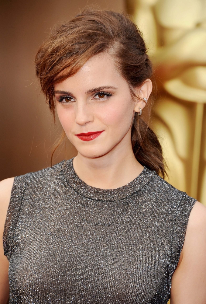 Emma-2014-march-86th-annual-academy-awards_23.jpg