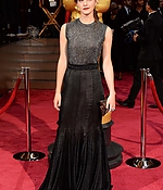 Emma-2014-march-86th-annual-academy-awards_27.jpg