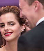 emma_watson_2016_white_house_correspondents_dinner_44.jpg