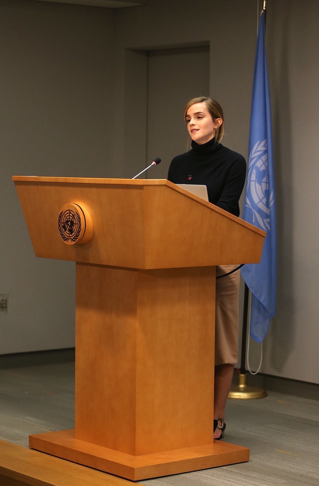 emma_watson_2016_heforshe_university_parity_report_launch_nyc_065.jpg