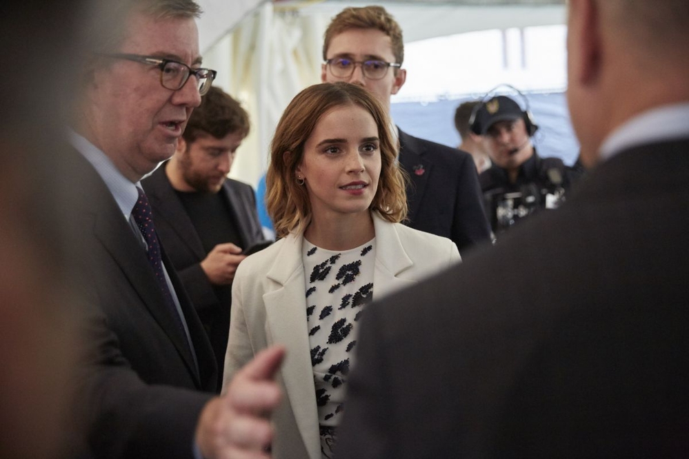 emma_watson_2016_one_young_world_opening_ceremony_29.jpg