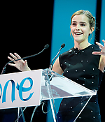emma_watson_2016_one_young_world_gender_equality_special_session_096.jpg