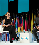 emma_watson_2016_one_young_world_gender_equality_special_session_102.jpg