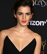 emma_watson_2017_mar_batb_la_premiere_605.jpg