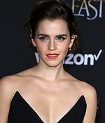 emma_watson_2017_mar_batb_la_premiere_607.jpg