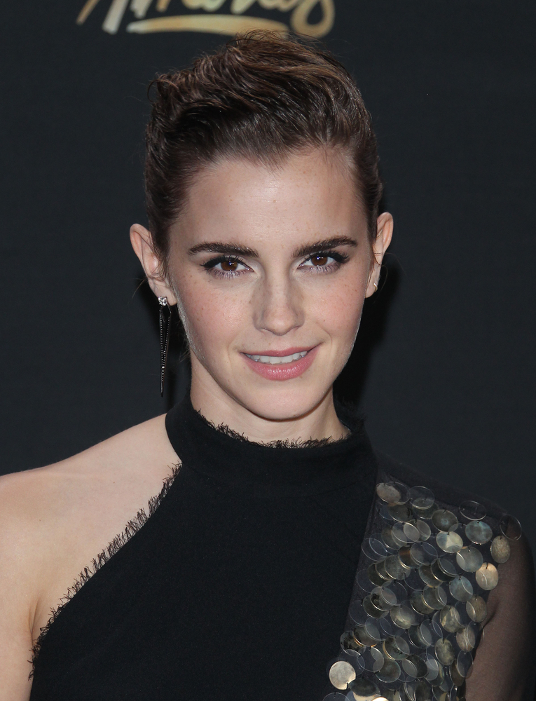 emma_watson_2017_may_7th_mtv_movie_tv_awards_201.jpg