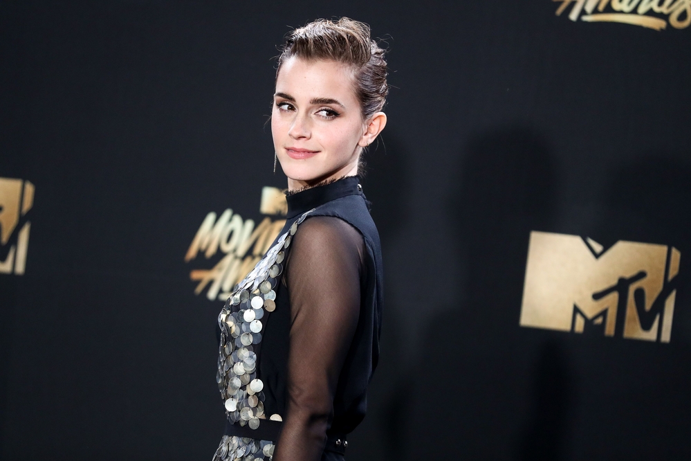 emma_watson_2017_may_7th_mtv_movie_tv_awards_223.jpg