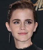 emma_watson_2017_may_7th_mtv_movie_tv_awards_200.jpg