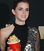 emma_watson_2017_may_7th_mtv_movie_tv_awards_247.jpg