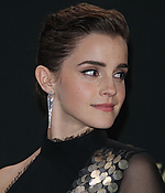 emma_watson_2017_may_7th_mtv_movie_tv_awards_286.jpg