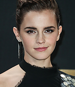 emma_watson_2017_may_7th_mtv_movie_tv_awards_483.jpg