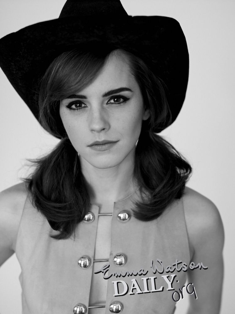 EEW_2014shoot_elle_us_carter_smith_tags_18.jpg