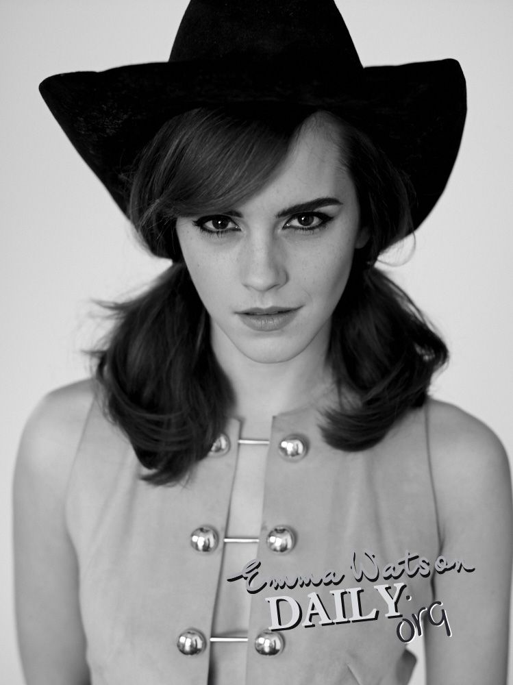 EEW_2014shoot_elle_us_carter_smith_tags_23.jpg