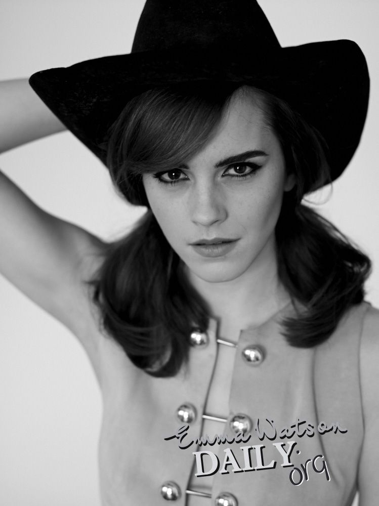 EEW_2014shoot_elle_us_carter_smith_tags_26.jpg