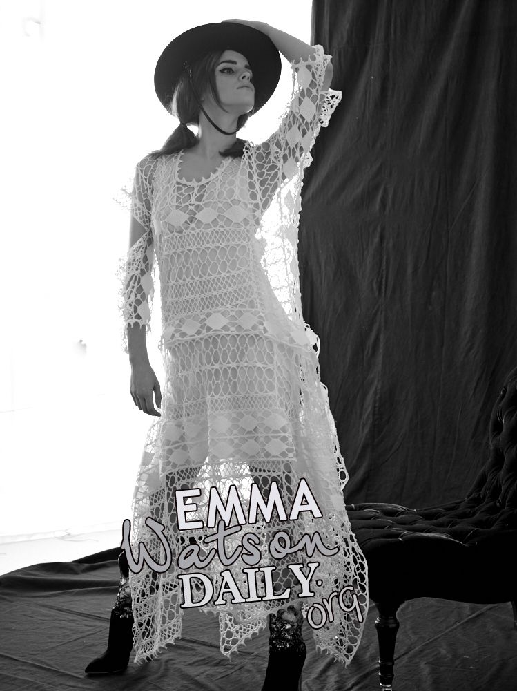EEW_2014shoot_elle_us_carter_smith_tags_37.jpg