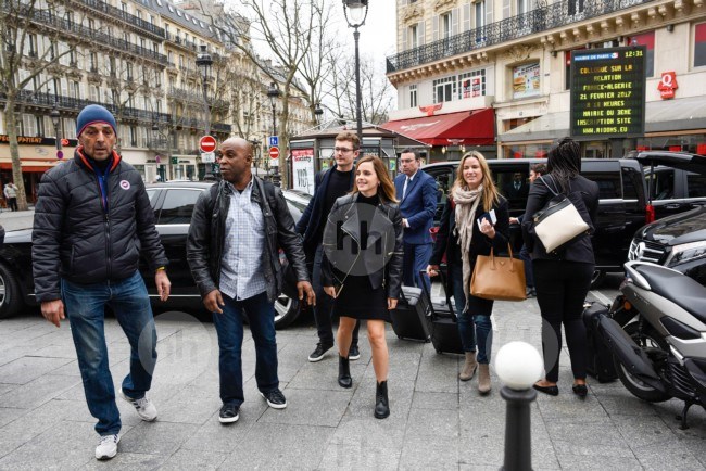 EEW_2017candid_feb21_gdn_train_station_in_paris_departure_05.jpg