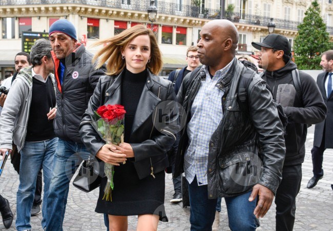 EEW_2017candid_feb21_gdn_train_station_in_paris_departure_08.jpg