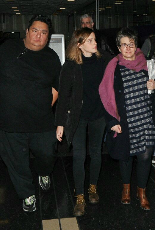 EEW_2017candid_jan20_arrives_in_washingtondc_with_her_mom_02.jpg