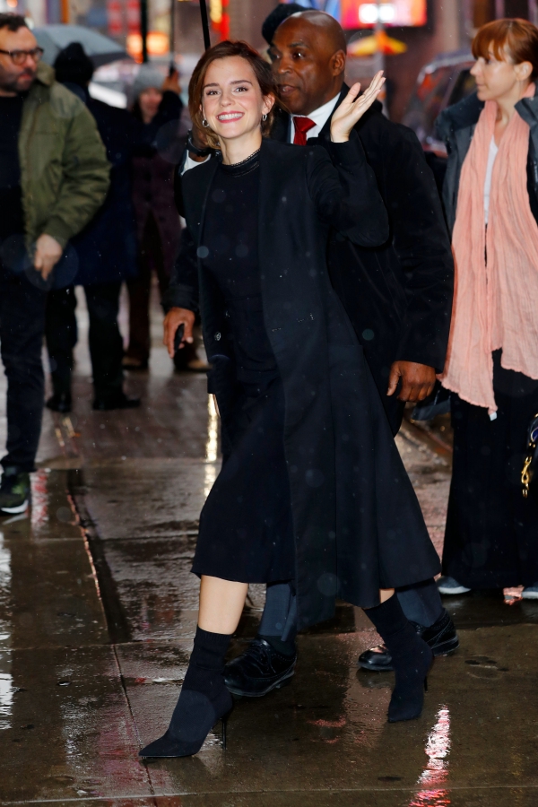 EEW_2017candid_mar10_goodmorning_america_in_nyc_arrival_10.jpg