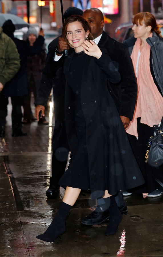 EEW_2017candid_mar10_goodmorning_america_in_nyc_arrival_11.jpg