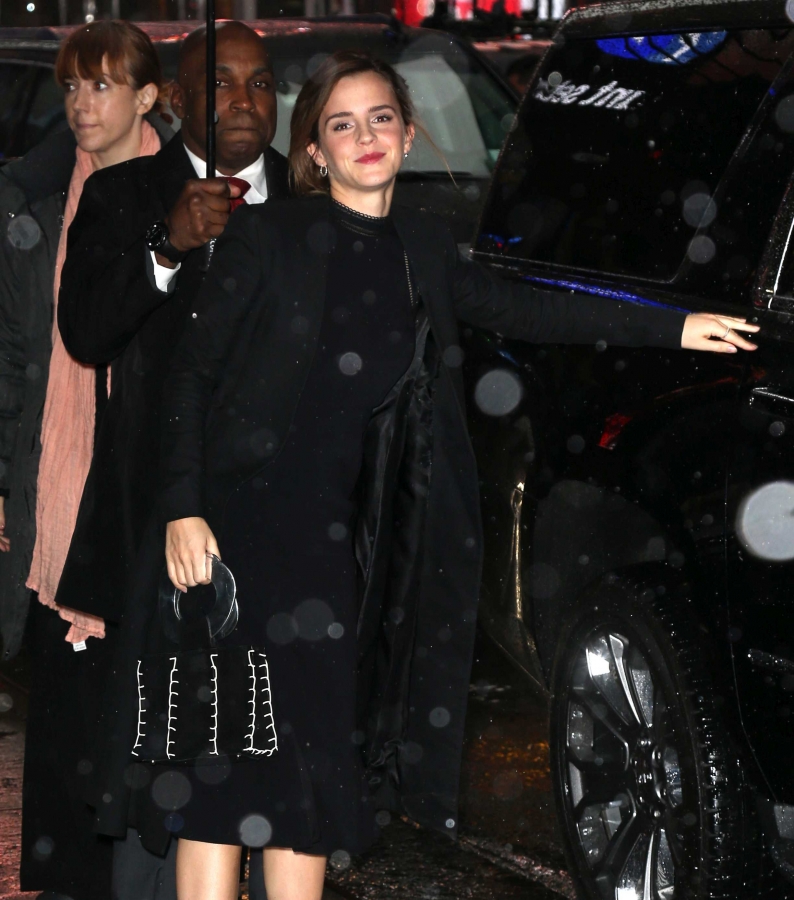 EEW_2017candid_mar10_goodmorning_america_in_nyc_arrival_113.jpg