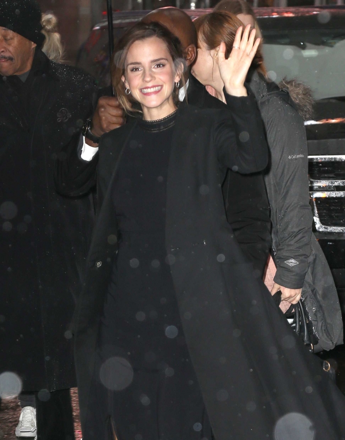 EEW_2017candid_mar10_goodmorning_america_in_nyc_arrival_116.jpg