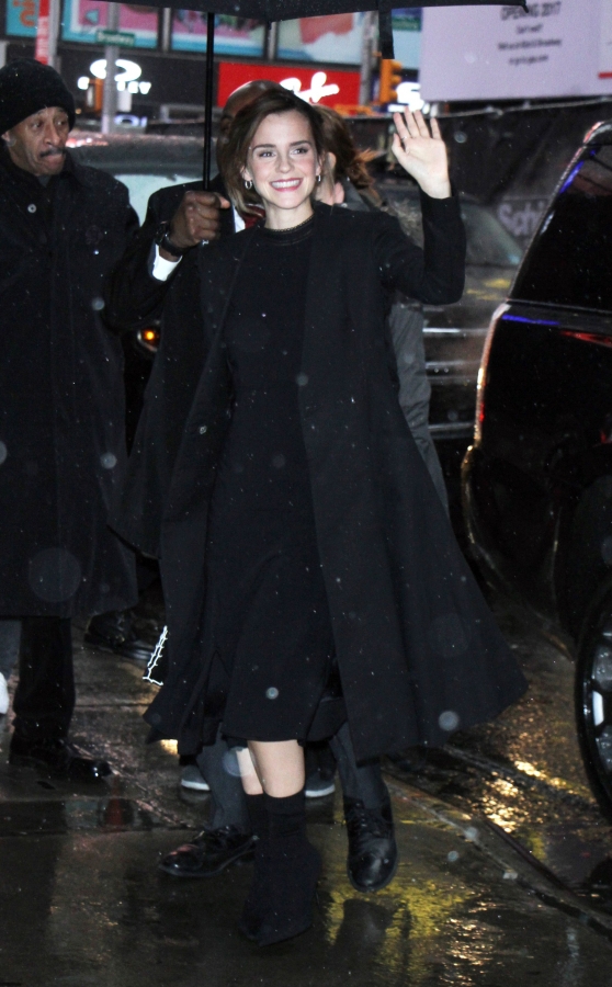 EEW_2017candid_mar10_goodmorning_america_in_nyc_arrival_15.jpg