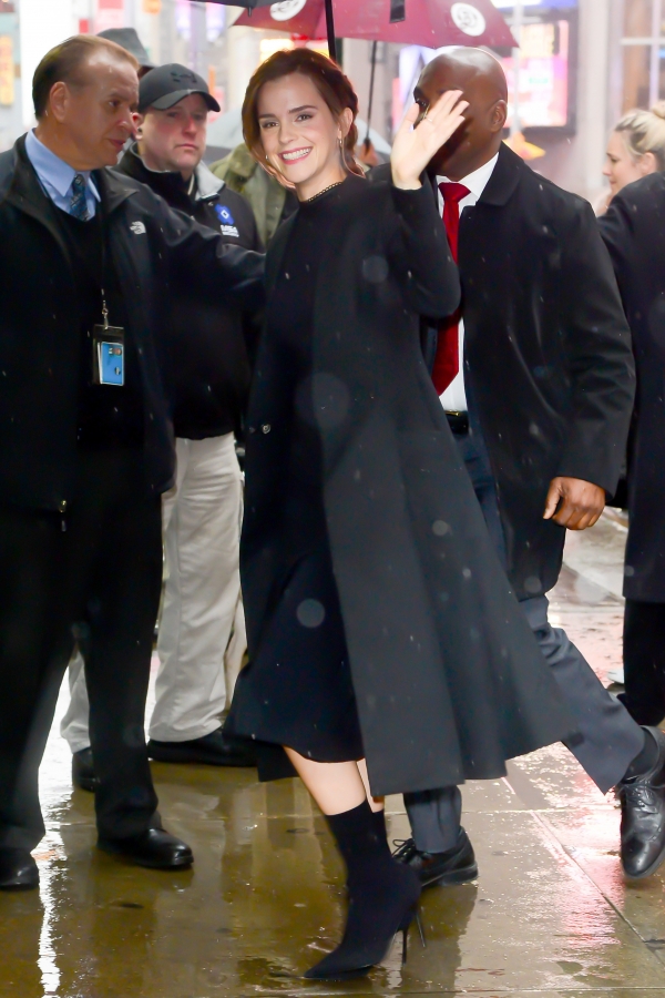 EEW_2017candid_mar10_goodmorning_america_in_nyc_arrival_25.jpg