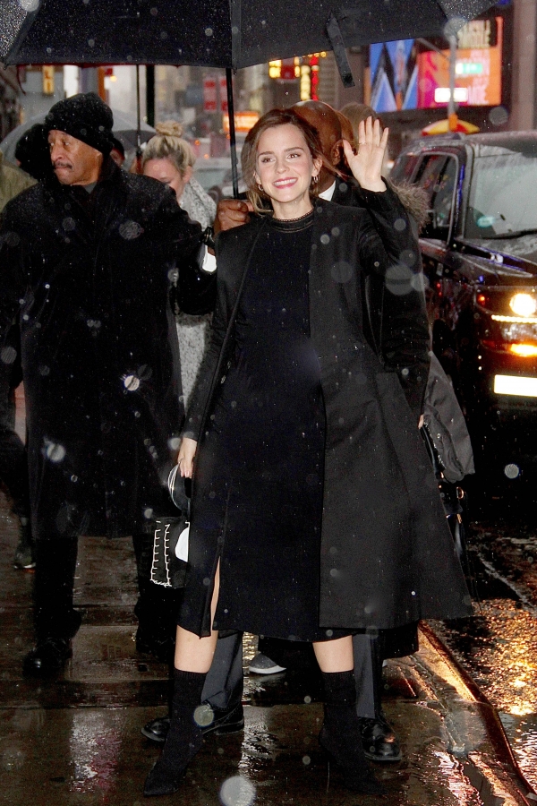 EEW_2017candid_mar10_goodmorning_america_in_nyc_arrival_50.jpg