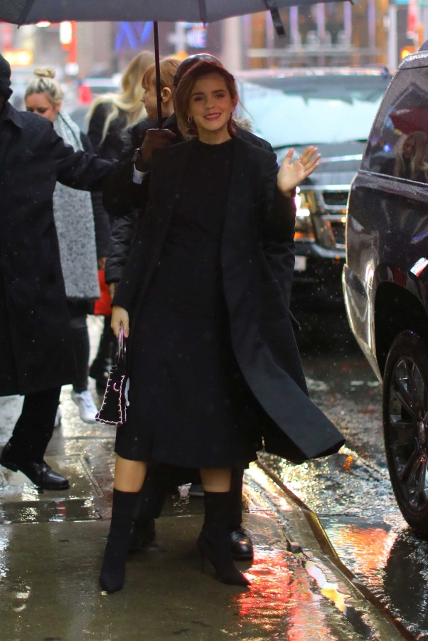 EEW_2017candid_mar10_goodmorning_america_in_nyc_arrival_87.jpg