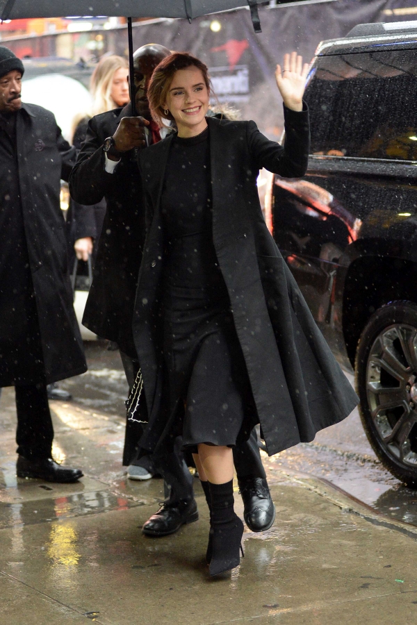 EEW_2017candid_mar10_goodmorning_america_in_nyc_arrival_90.jpg