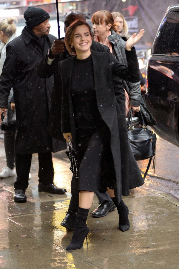 EEW_2017candid_mar10_goodmorning_america_in_nyc_arrival_92.jpg