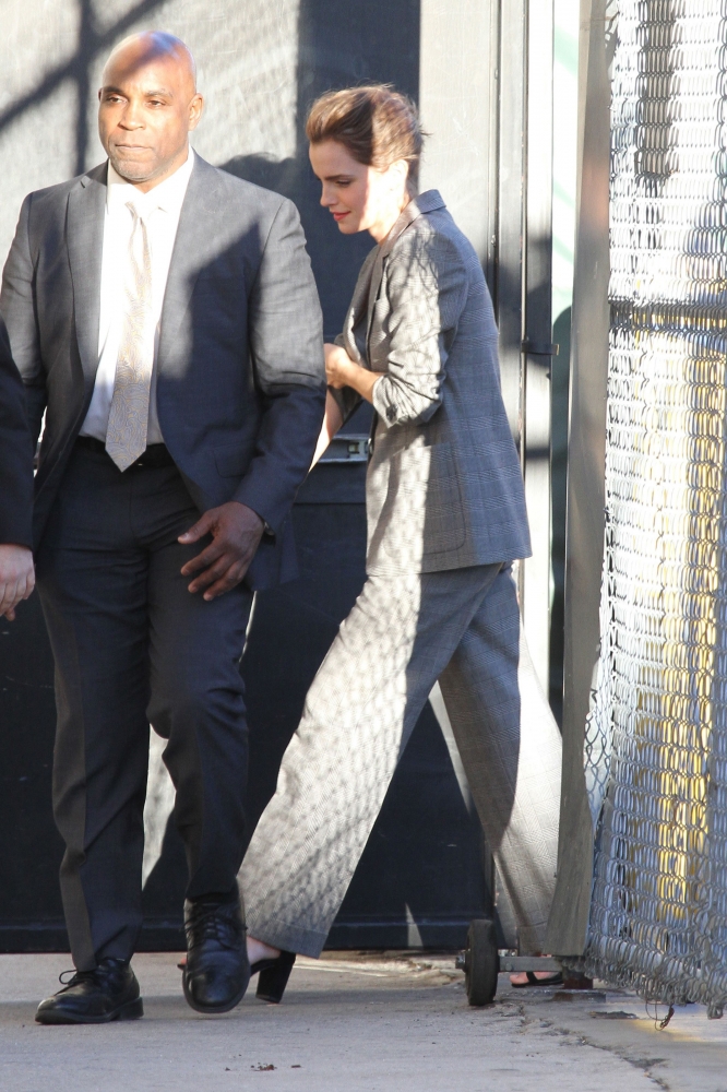 EEW_2017candid_mar6_arrives_to_jimmy_kimmel_live_in_la_01.jpg