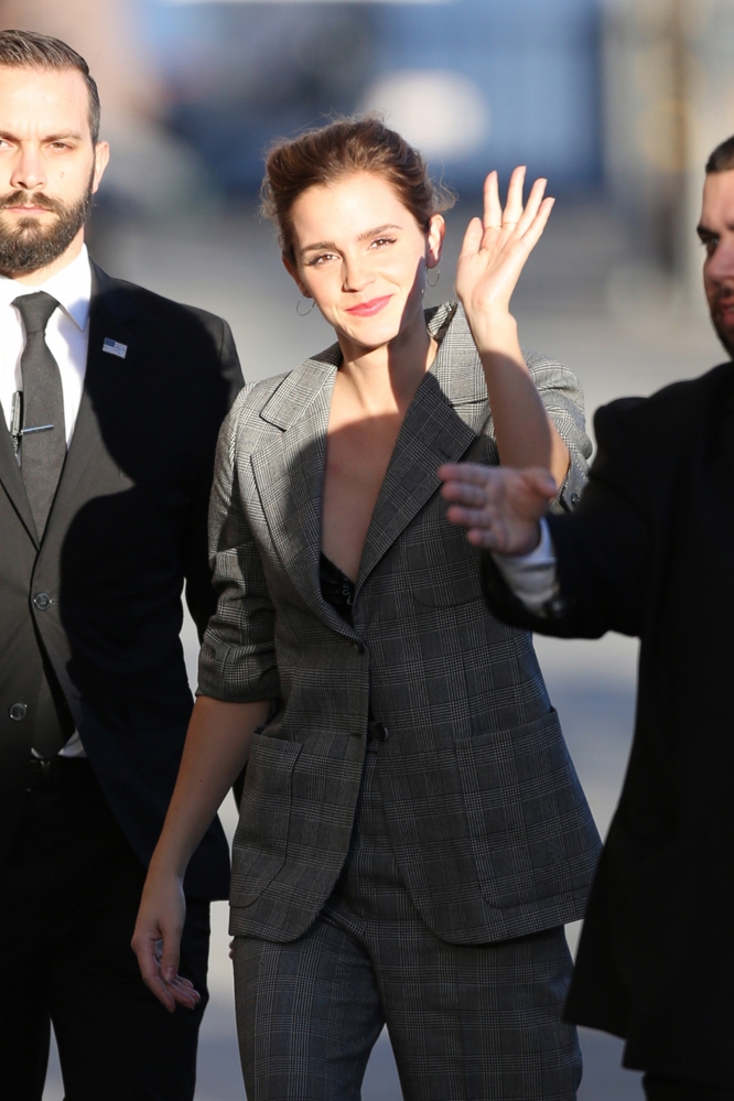 EEW_2017candid_mar6_arrives_to_jimmy_kimmel_live_in_la_43.jpg