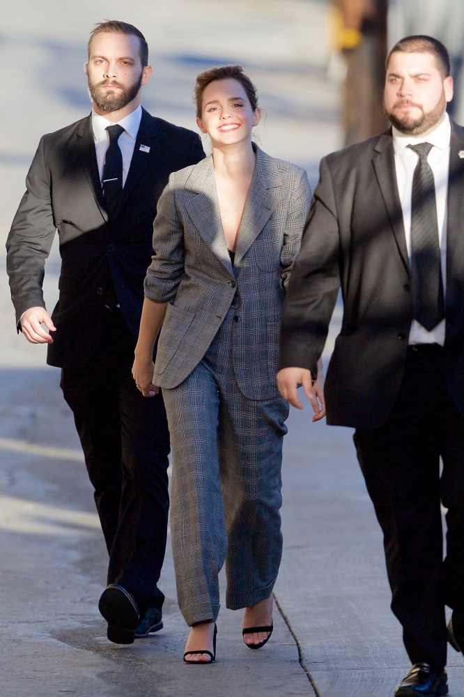 EEW_2017candid_mar6_arrives_to_jimmy_kimmel_live_in_la_78.jpg