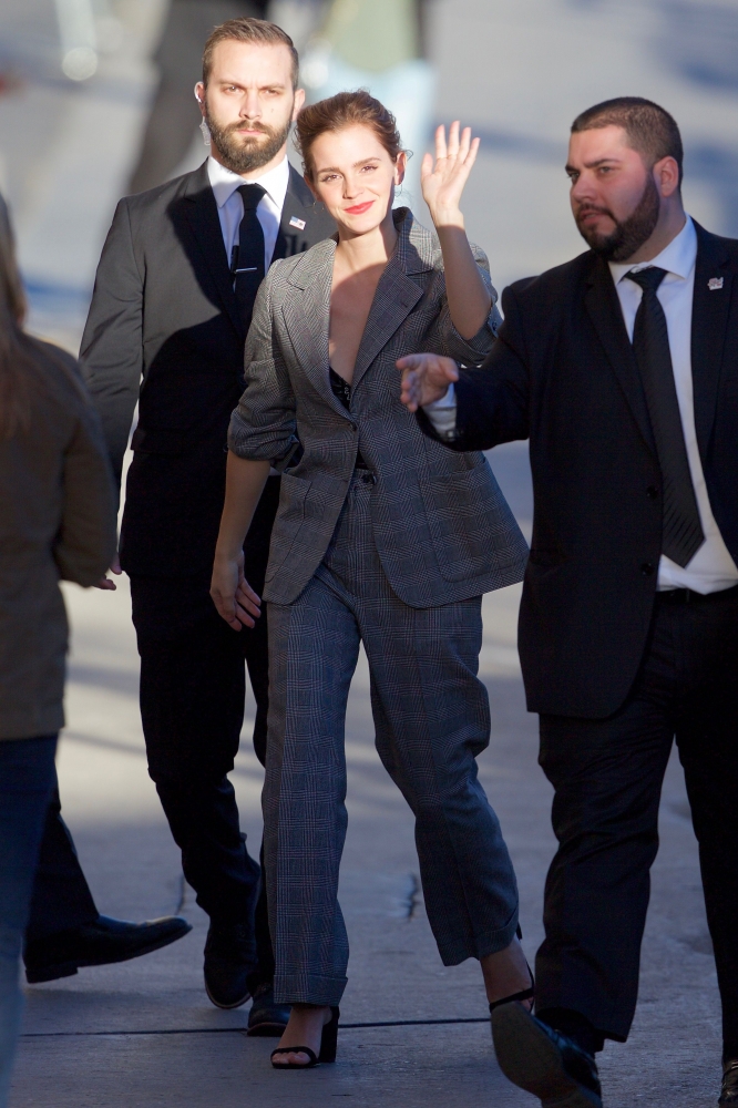 EEW_2017candid_mar6_arrives_to_jimmy_kimmel_live_in_la_96.jpg