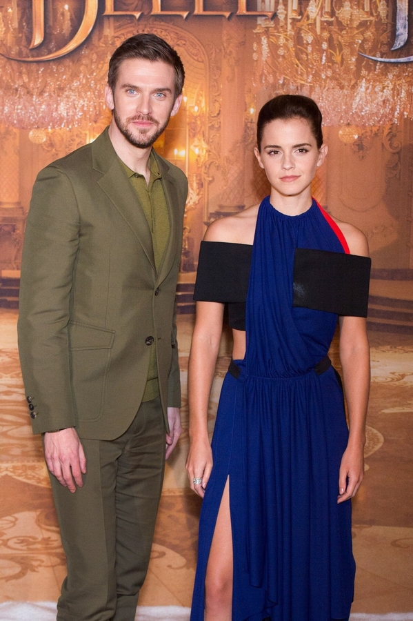 EEW_2017event_feb20_batb_paris_photocall_009.jpg