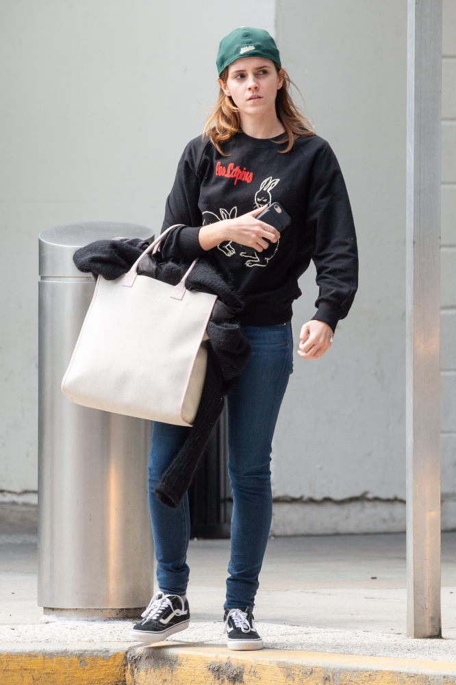 EEW_2019candid_arrives_to_jfk_airport_nyc_002.jpg