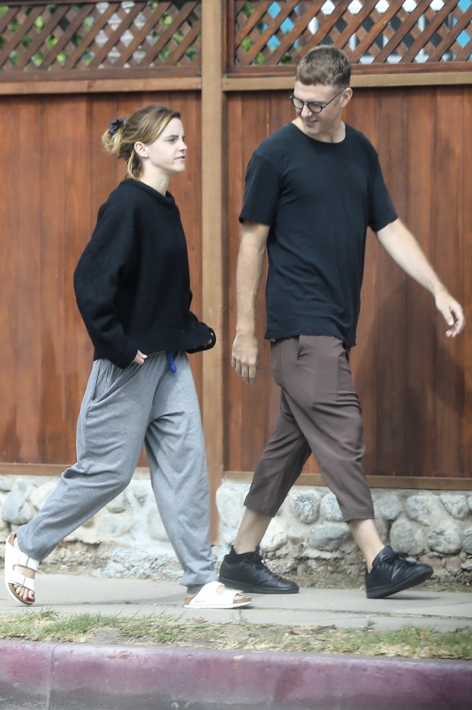 EEW_2019candid_aug17_out_for_brunch_at_superba_cafe_009.jpg