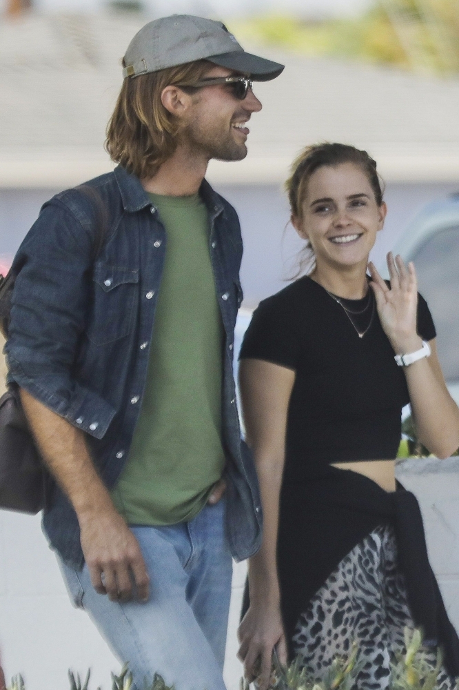 EEW_2019candid_aug28_out_for_lunch_at_double_zero_pizza_001.jpg