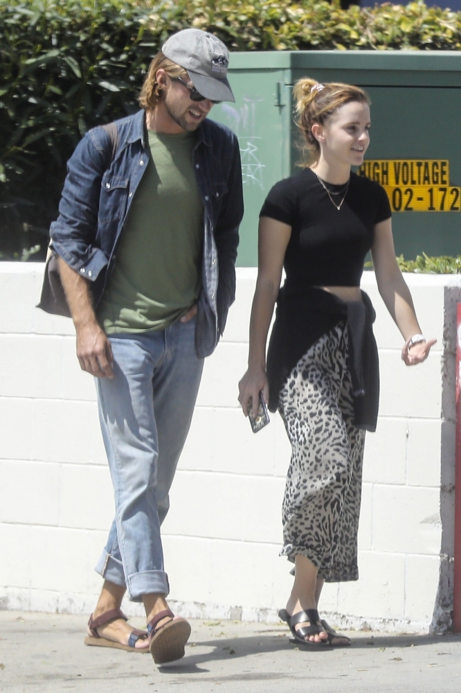 EEW_2019candid_aug28_out_for_lunch_at_double_zero_pizza_011.jpg