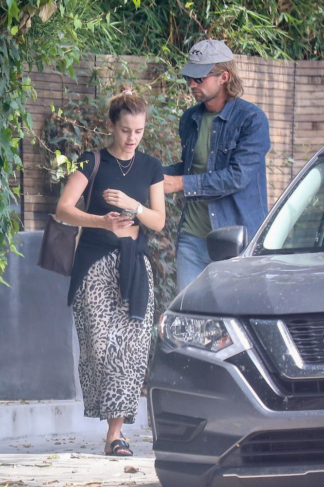 EEW_2019candid_aug28_out_for_lunch_at_double_zero_pizza_024.jpg