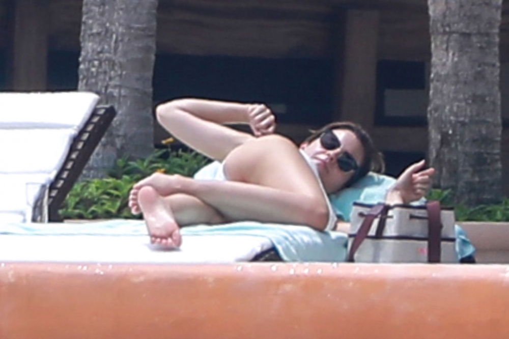 EEW_2019candid_in_cabo_san_lucas_mexico_003.jpg