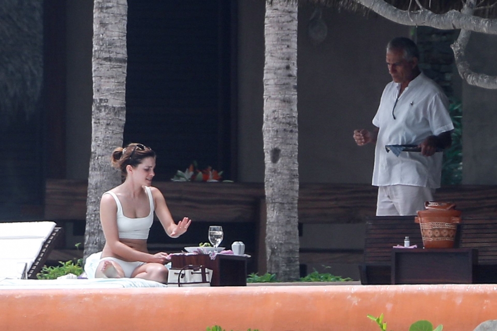 EEW_2019candid_in_cabo_san_lucas_mexico_034.jpg