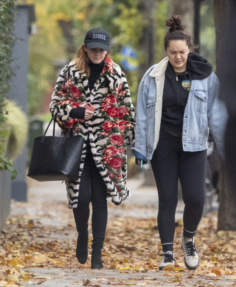 EEW_2019candid_nov3_out_and_about_in_london_009.jpg