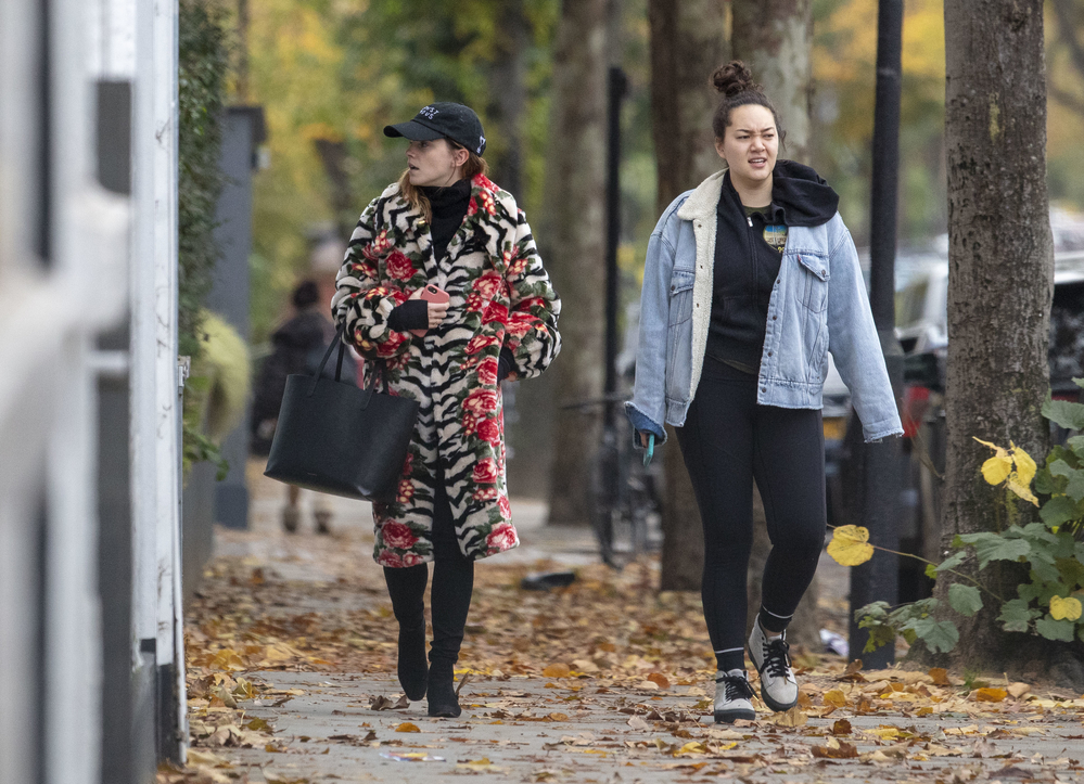 EEW_2019candid_nov3_out_and_about_in_london_023.jpg