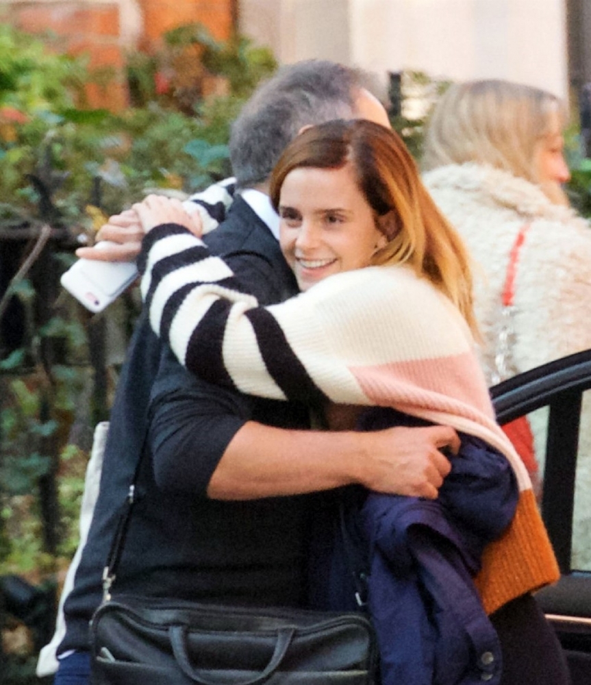 EEW_2019candid_oct22_out_for_lunch_in_london_003.jpg
