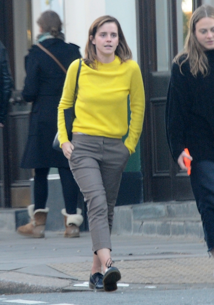EEW_2019candid_out_for_lunch_in_primrose_hill_london_013.jpg