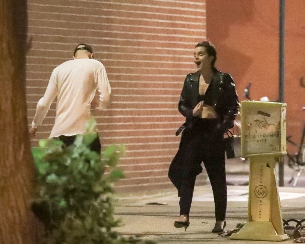 EEW_2019candid_out_with_cole_cook_in_nyc_009.jpg
